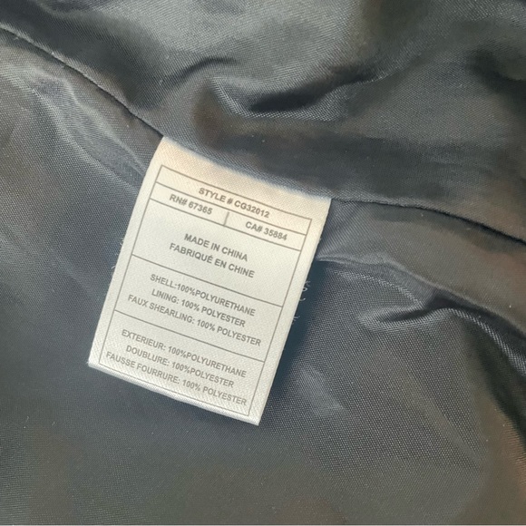 Cupcakes and Cashmere Jacket Women’s Size Small Faux Leather Sherpa Collar Zip - Picture 7 of 7